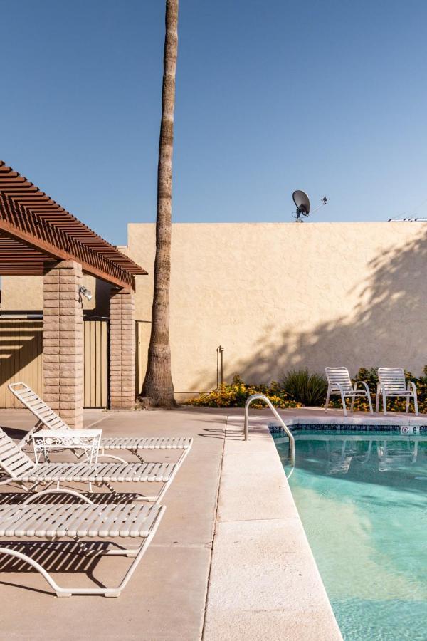 Central Phoenix Townhome ภายนอก รูปภาพ